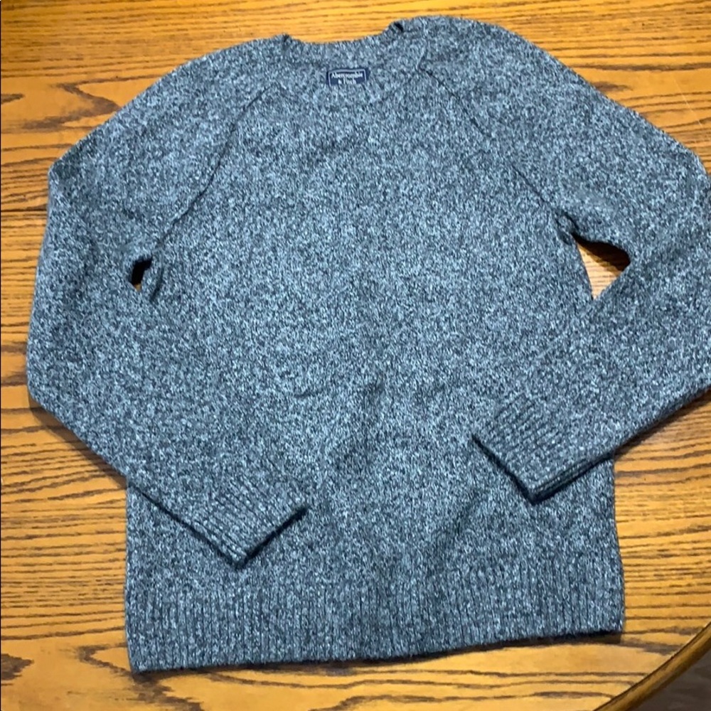 Abercrombie gray medium men’s sweater